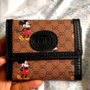 Cute Mickey Mouse wallet